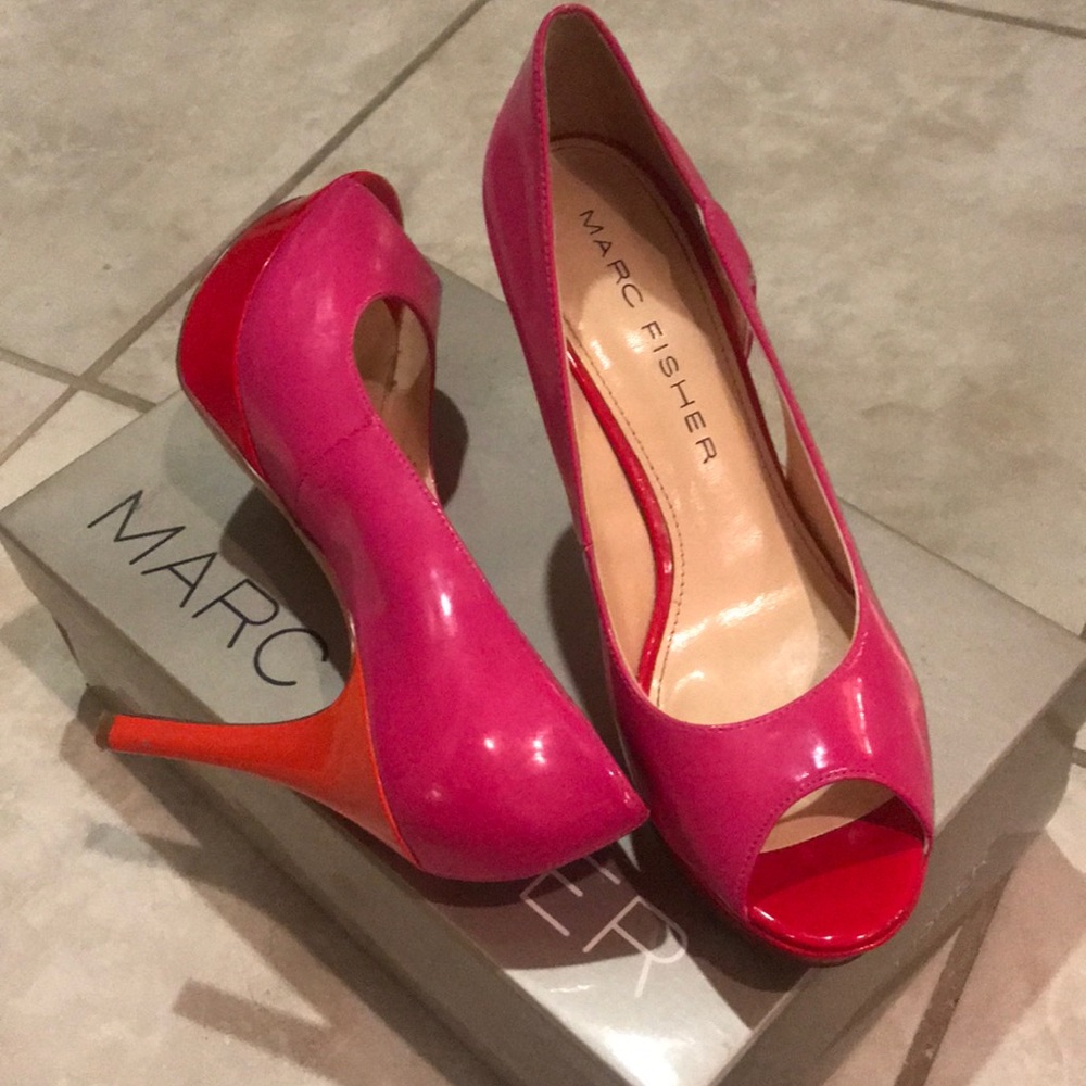 Marc Fisher platform peep toe pumps